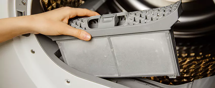 Signs Of A Clogged Dryer Lint Trap in Socorro, Texas
